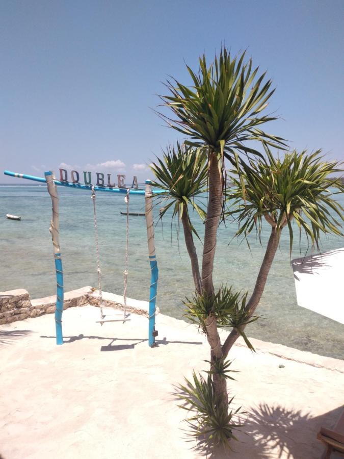 Double'A Beach House Нуса-Лембонган Экстерьер фото